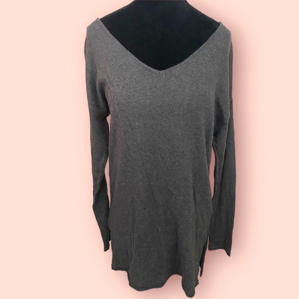 SILVIAN HEACH Gray long sleeve knit soft women’s top Size Small